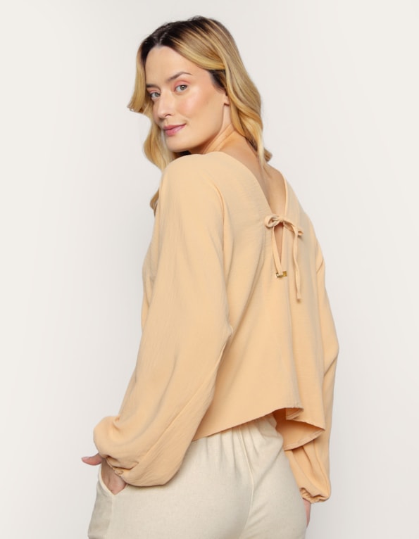 Bata manga longa decote v