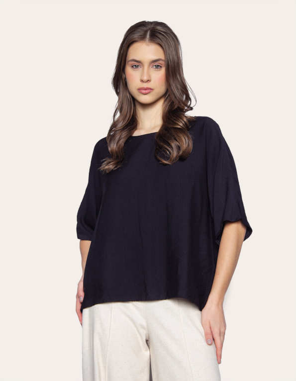 Blusa 3/4 ampla  Preto
