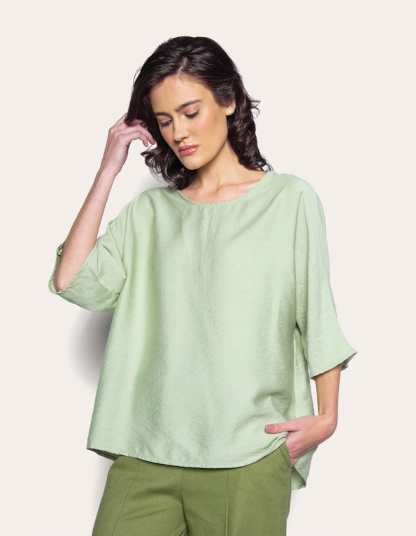 Blusa 3/4 ampla  Verde claro