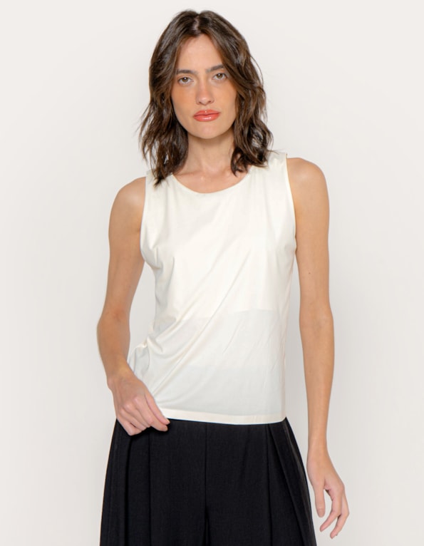 Blusa cavada basic Off white
