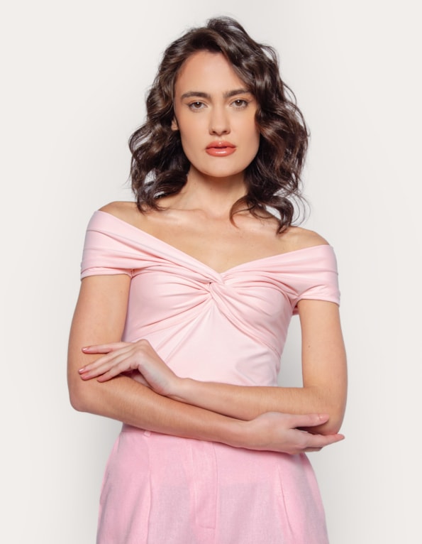 Blusa cavada com nó Rosa claro