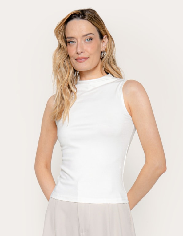 Blusa cavada gola alta slim Off white