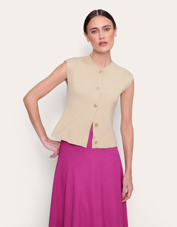 Blusa cavada tricot com botões