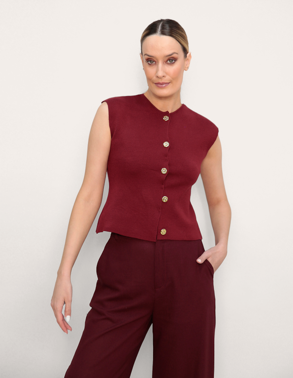 Blusa cavada tricot com botões