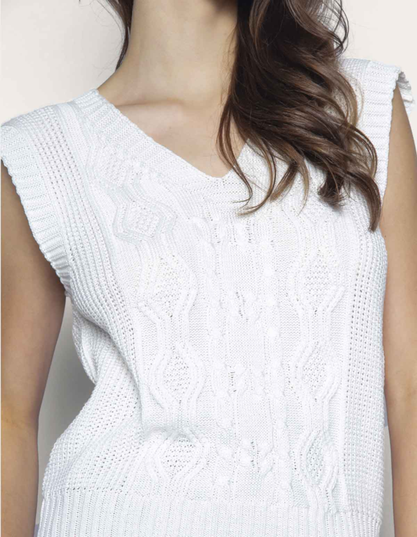 Blusa cavada tricot decote v  Off white