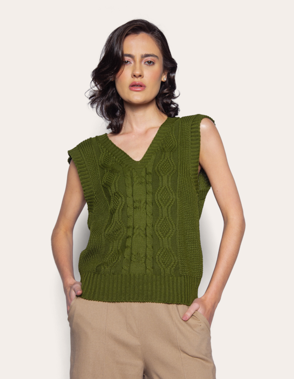 Blusa cavada tricot decote v  Oliva