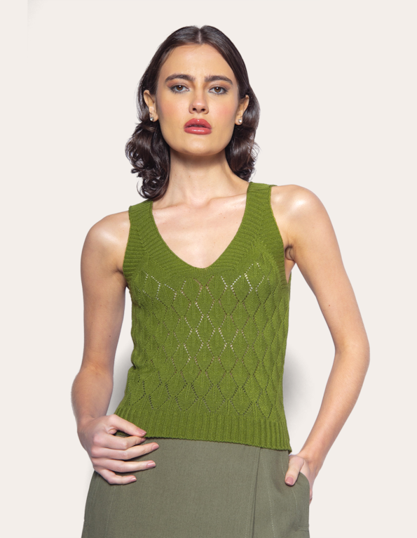 Blusa cavada tricot rendada