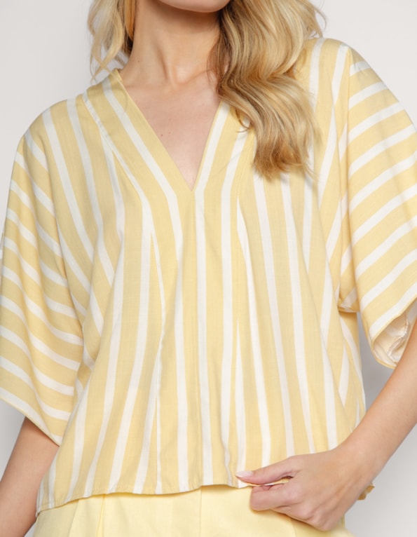 Blusa cropped ampla listrada Amarelo claro/off white