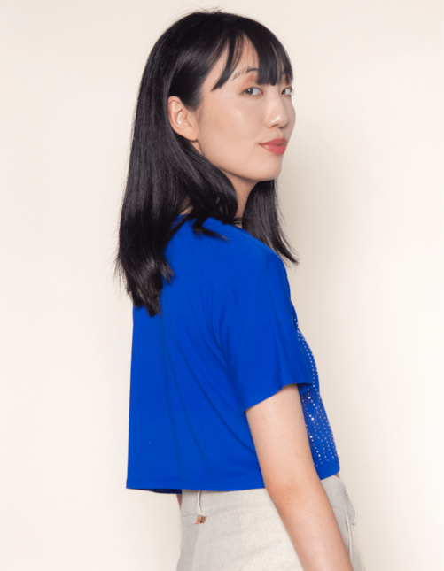 Blusa cropped aplicação Azul klein