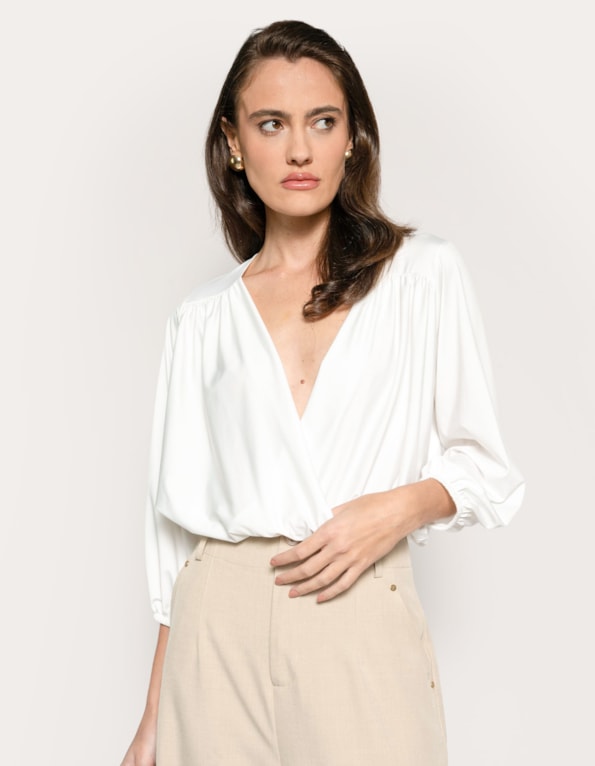 Blusa cropped cache-coeur