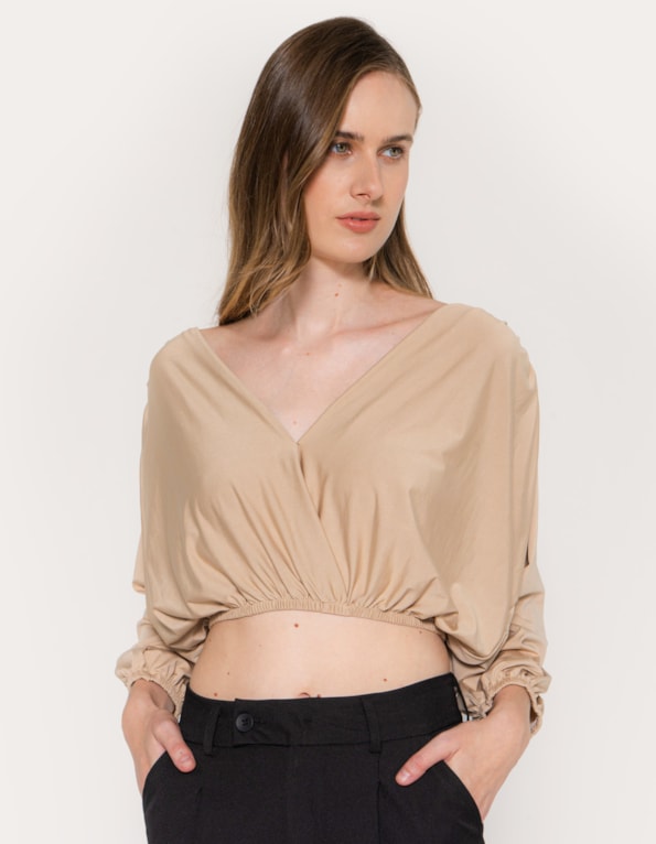 Blusa cropped cache-coeur