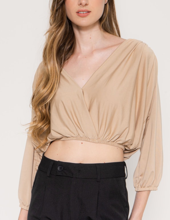 Blusa cropped cache-coeur