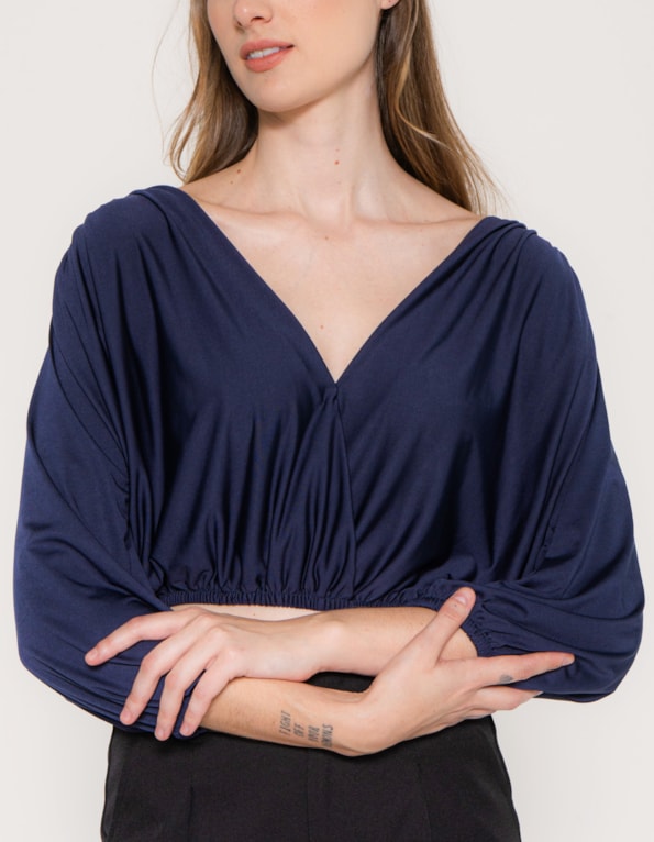 Blusa cropped cache-coeur