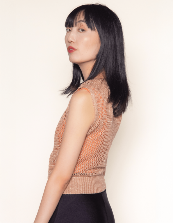 Blusa cropped cavada tricot furo lurex Bege medio