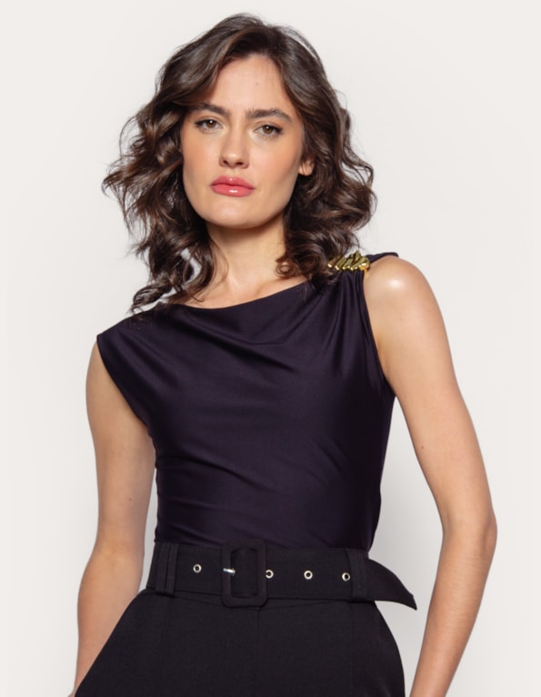 Blusa cropped detalhe ombro Preto