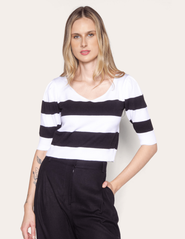 Blusa cropped tricot bicolor Branco/preto