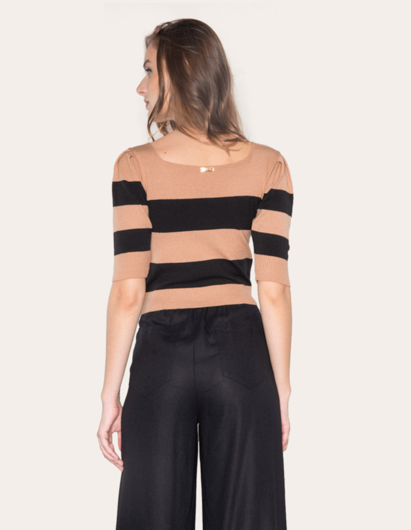 Blusa cropped tricot bicolor Caramelo/preta