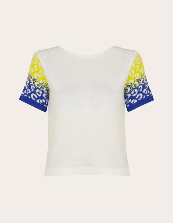 Blusa cropped tricot manga oncinha