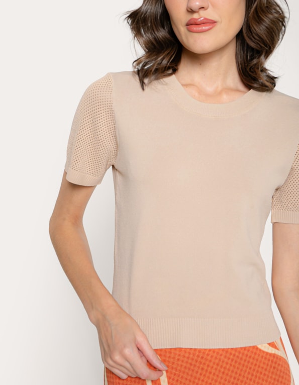 Blusa cropped tricot manga vazada Bege claro