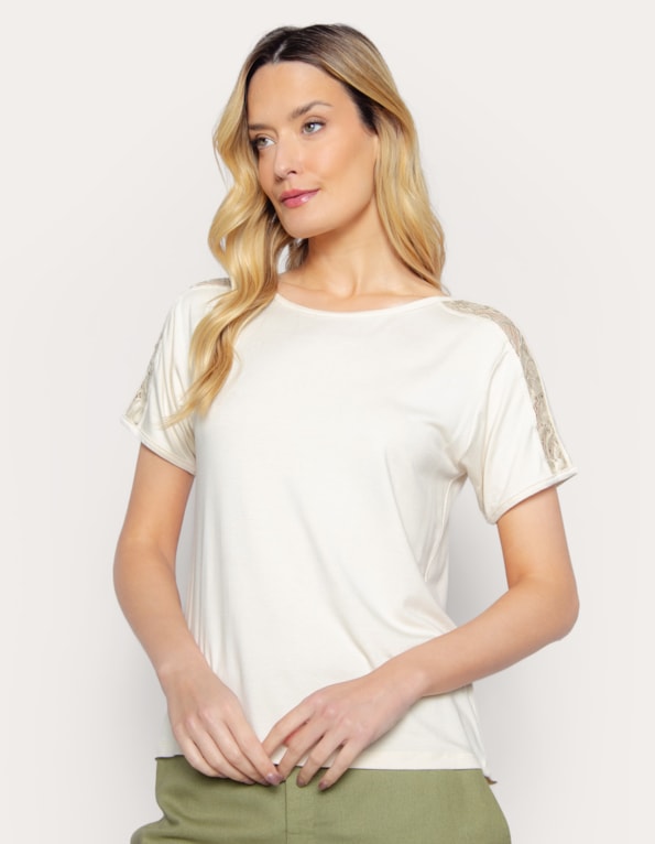 Blusa faixa ombro renda decote careca Bege claro