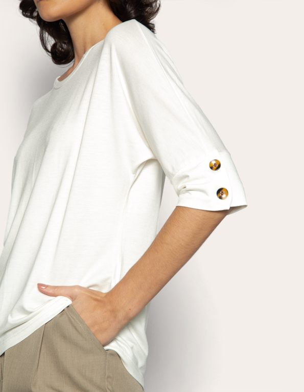Blusa manga 3/4 punho botão lisa Off white
