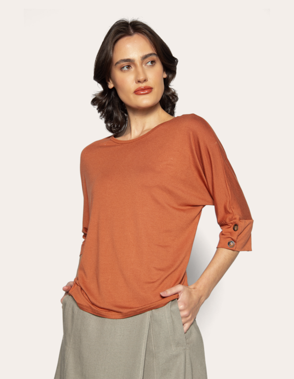 Blusa manga 3/4 punho botão lisa Terracota