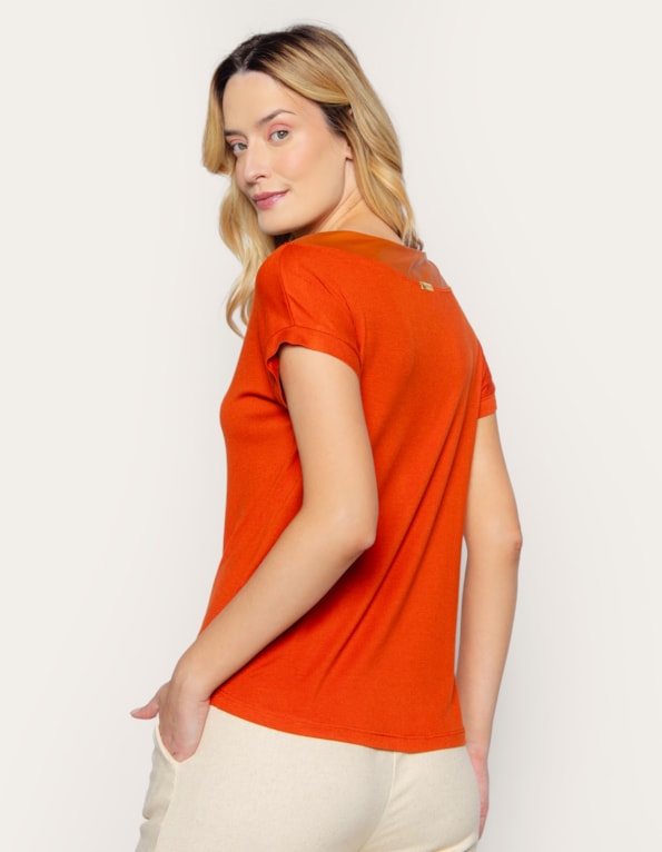 Blusa manga curta canoa decote cirre Terracota