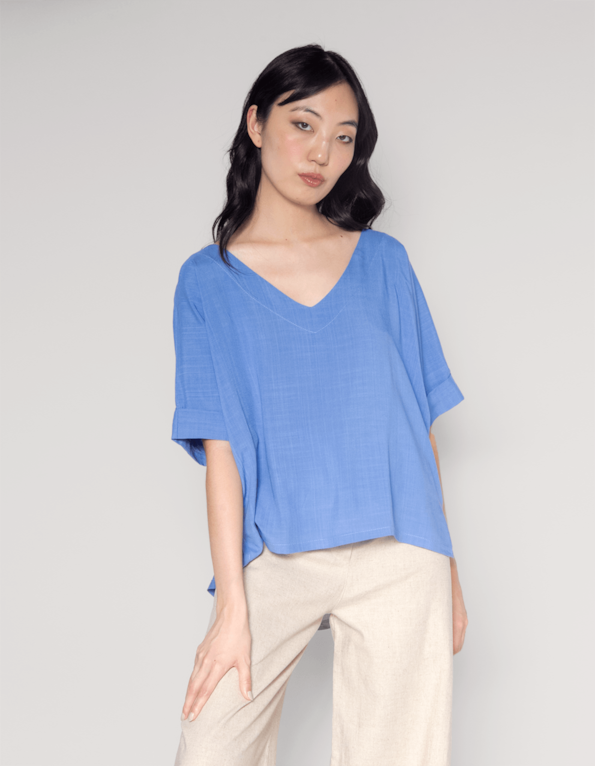 Blusa manga curta gola v Azul