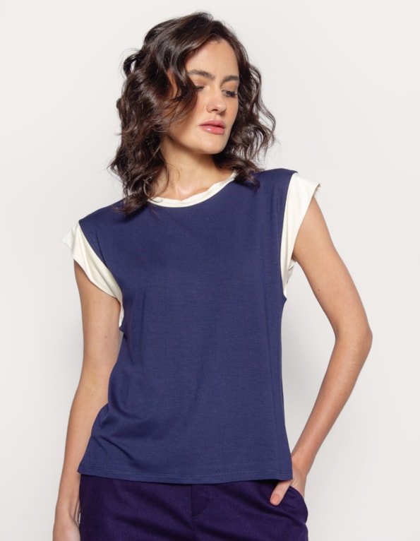 Blusa manga curta japonesa bicolor Azul escuro/bege claro