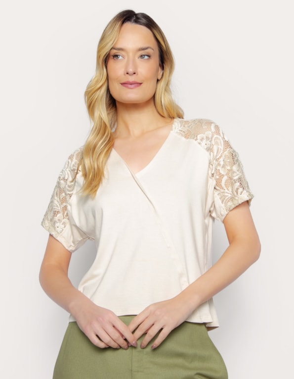 Blusa manga curta raglan renda decote v Bege claro