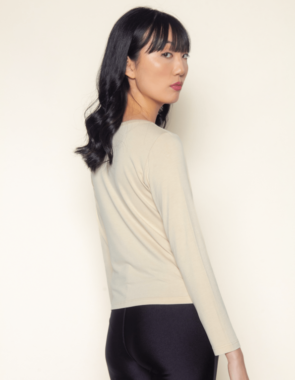 Blusa manga longa decote v laço Aveia