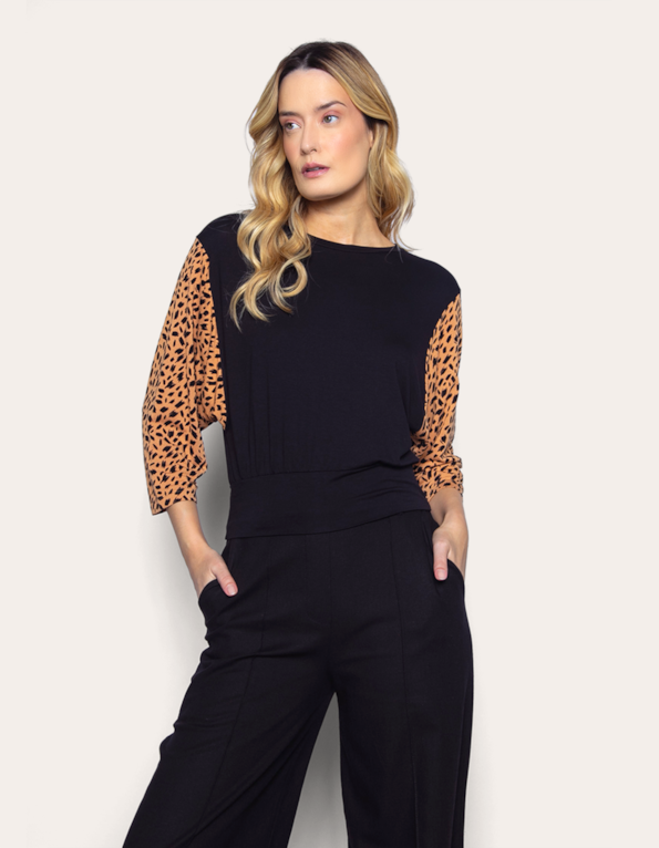 Blusa manga onça morcego Preto