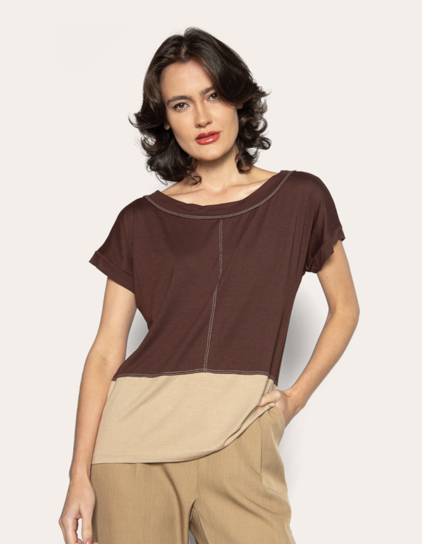 Blusa recorte pesponto barra bicolor Mocha/capuccino