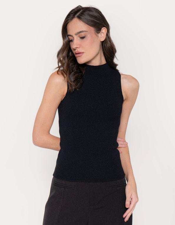 Blusa tricot cavada