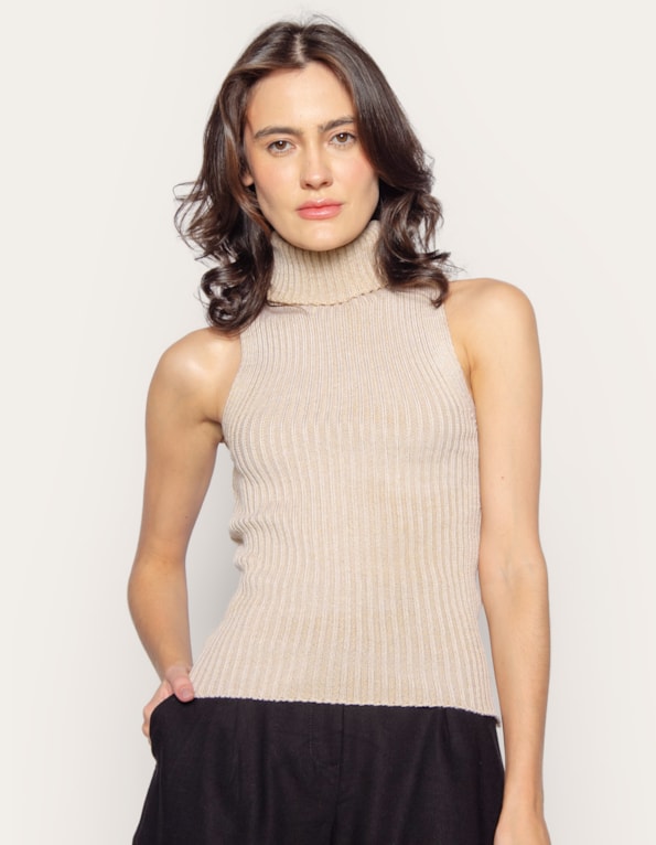 Blusa tricot cavada gola alta Bege medio