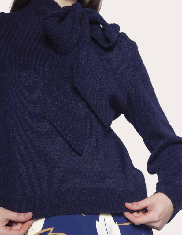 Blusa tricot felpudo gola cachecol Azul escuro