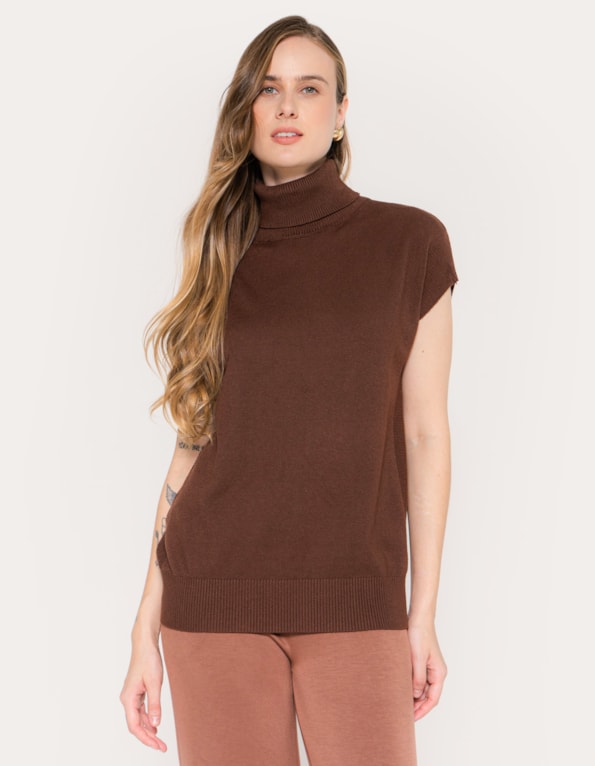 Blusa tricot gola alta oversized