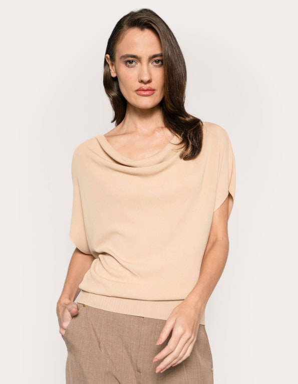 Blusa tricot gola degagê