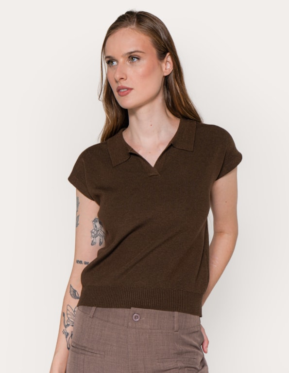 Blusa tricot gola polo 