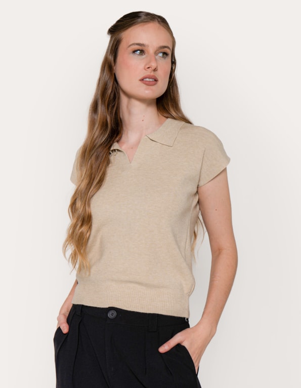 Blusa tricot gola polo 