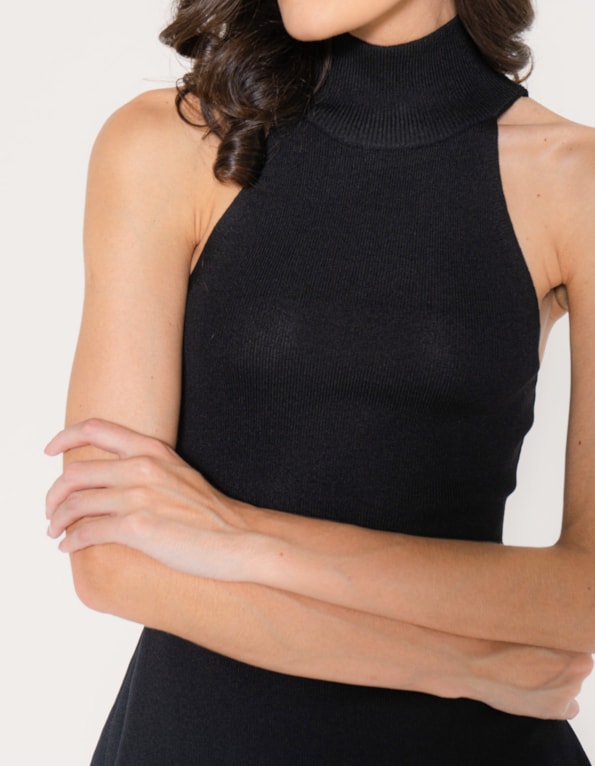 Blusa tricot halter neck fenda