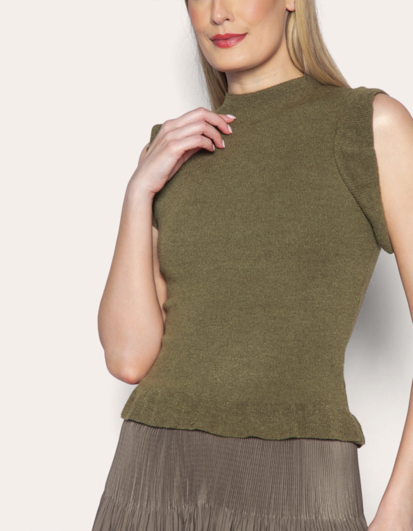 Blusa tricot manguinha babado Oliva