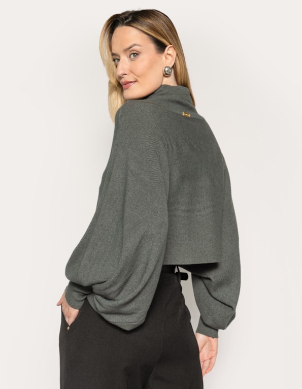 Blusa tricot oversized gola boba