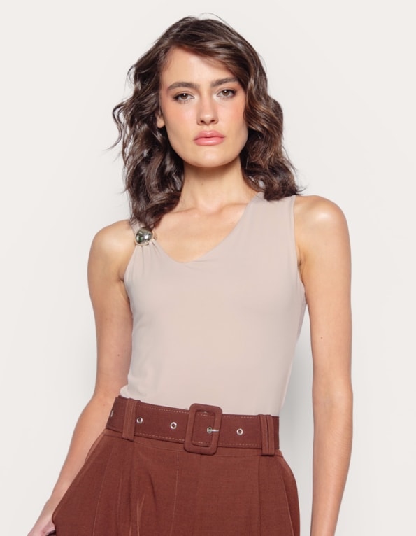 Body assimetrico detalhe metal Bege claro