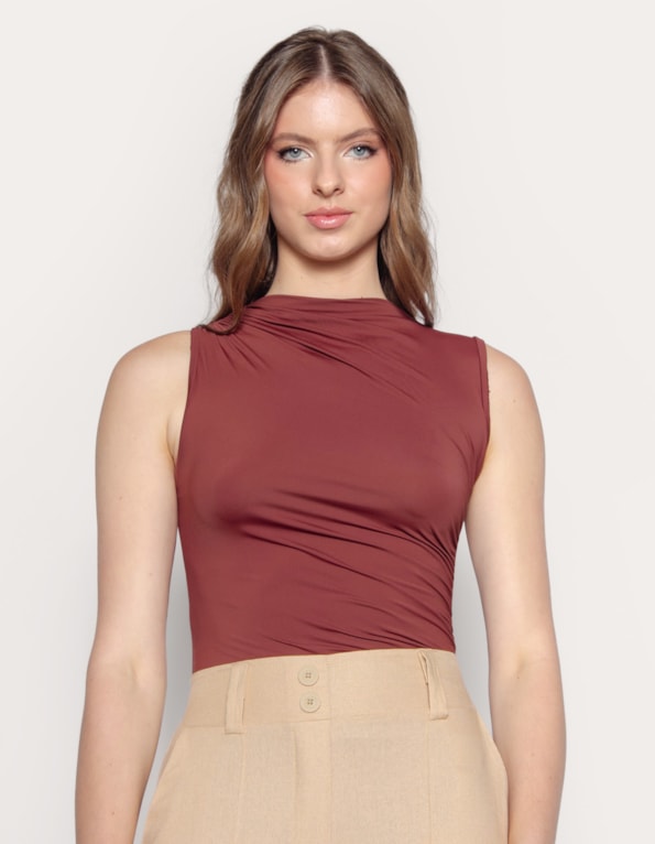 Body golinha alta drapeada Marrom