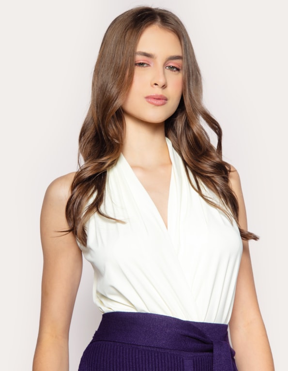 Body transpassado cavado liso Off white