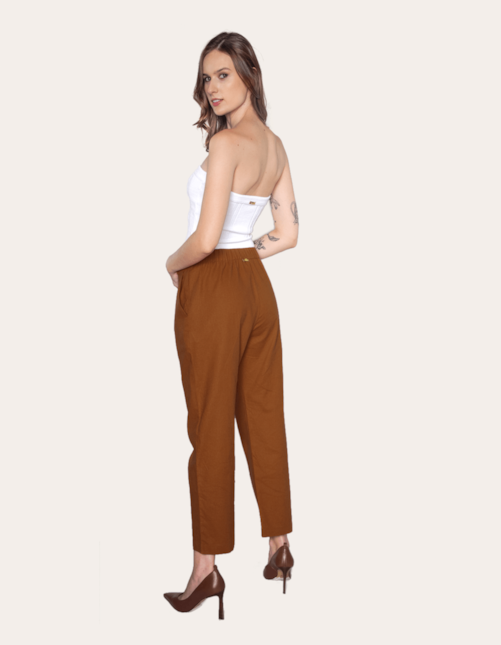 Calça alfaiataria linho Caramelo