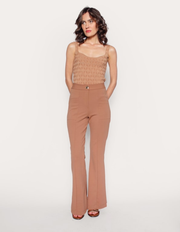 Calca flare malha com bolso Bege medio