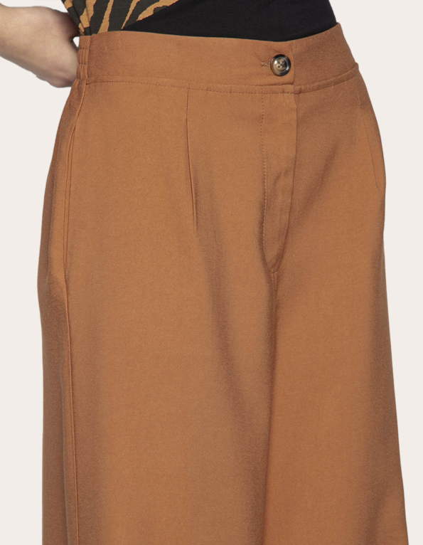 Calça pantalona alfaiataria Bege medio