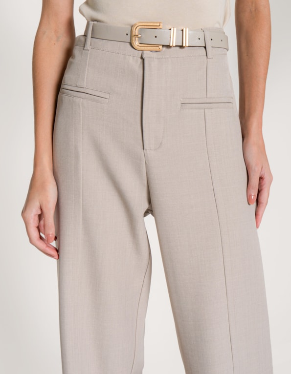 Calça pantalona alfaiataria com cinto